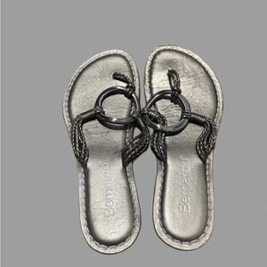 Bernardo Women's Metallic Sandals